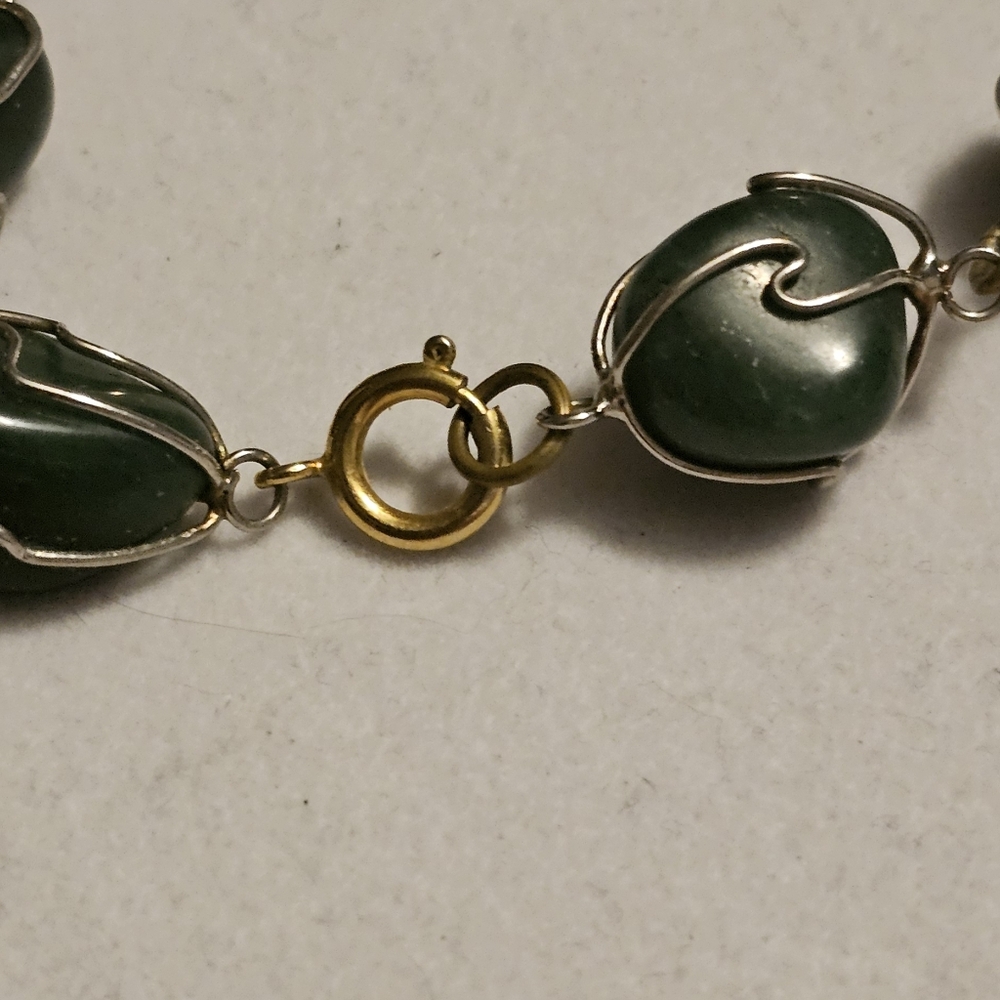 Vinage,Natural Green Aventurine Necklace Gemstone Gold Wire Wrap. - Picture 7 of 8